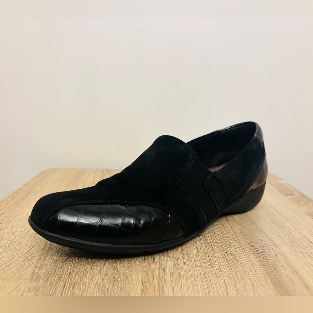 Clarks Suede Patent Leather Black Slip On Shoes 10M